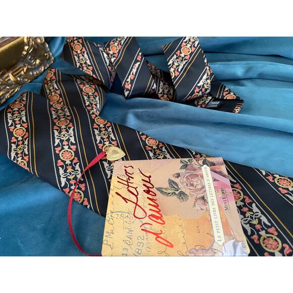 Vintage Louis Feraud silk necktie with stripes and flowers - Picture 2 of 6